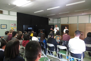 鑑賞を核とした教科横断型学習を実施