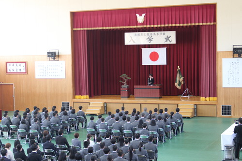令和７年度　入学式